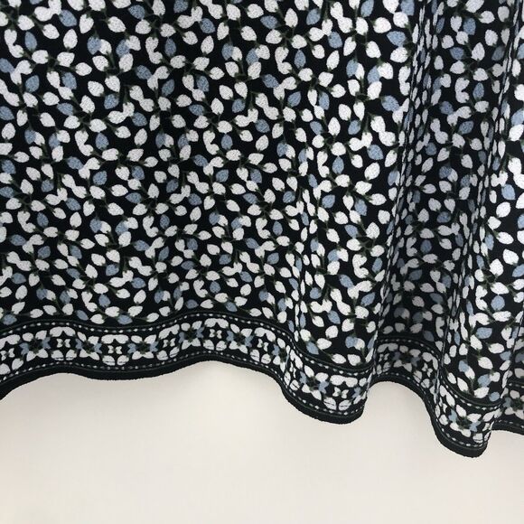 Max Studio Blue Black White Floral Stretchy Flowy 3/4 Tie Sleeve Tunic size 1X - Picture 8 of 10